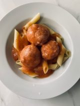 Zdjęcie 2: Pulpety w sosie pomidorowym